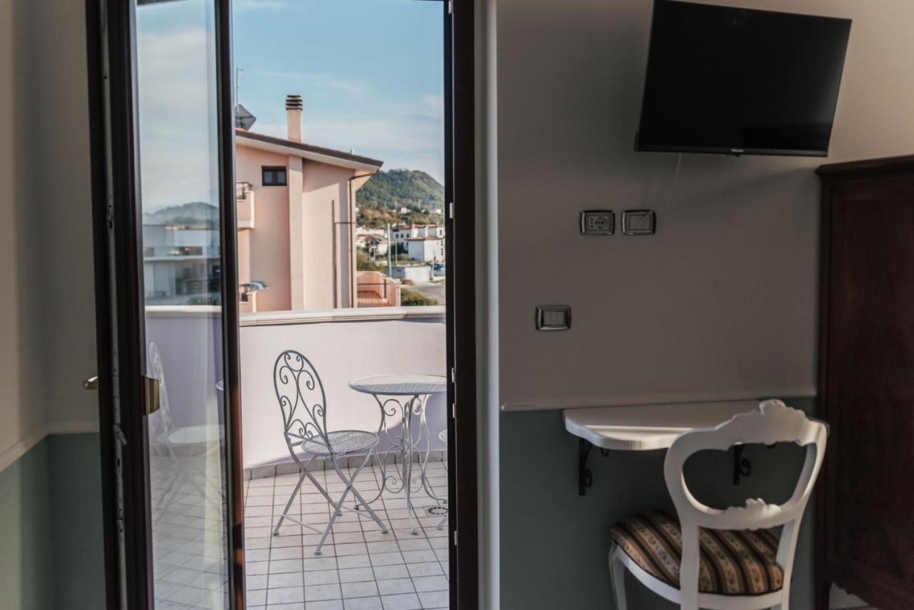 סן ג'יובאני טאטינו B&B Domus Aurea 20 מראה חיצוני תמונה
