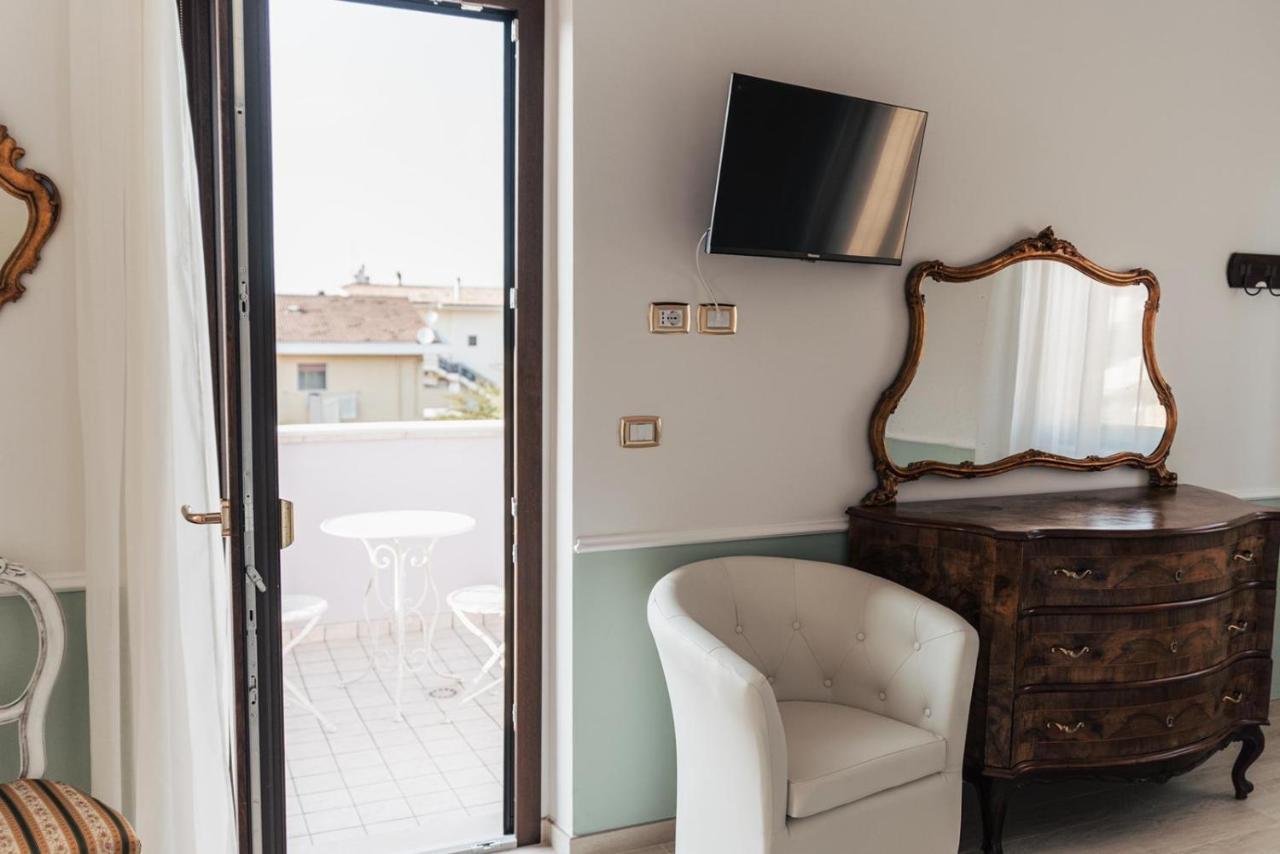 סן ג'יובאני טאטינו B&B Domus Aurea 20 מראה חיצוני תמונה